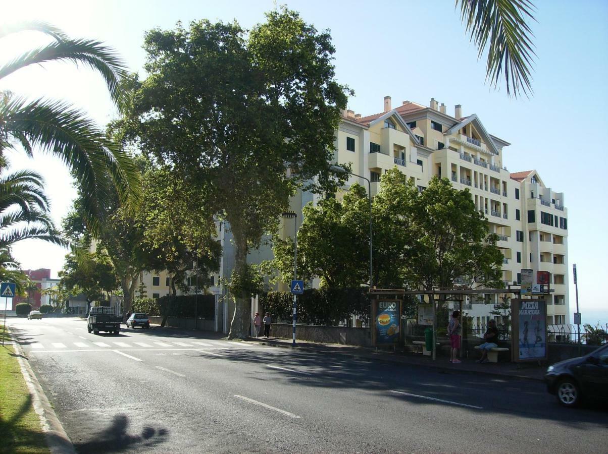 Oceanfront Apartment Funchal  Bagian luar foto