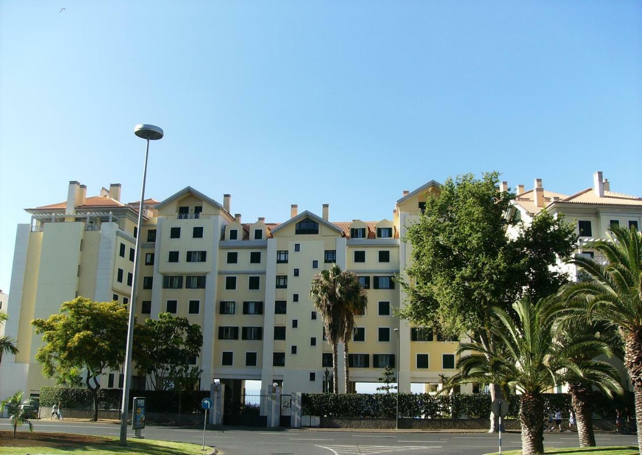 Oceanfront Apartment Funchal  Bagian luar foto