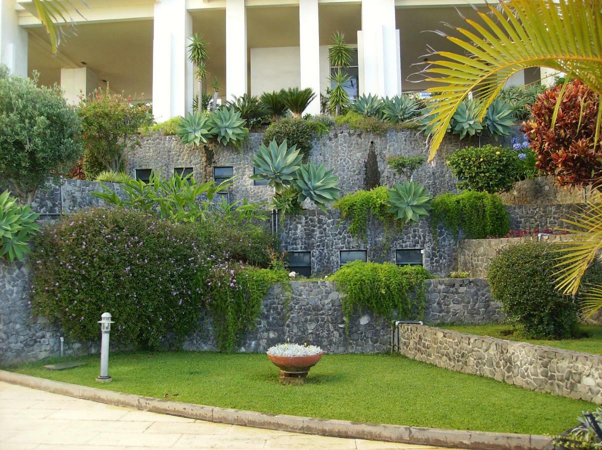 Oceanfront Apartment Funchal  Bagian luar foto